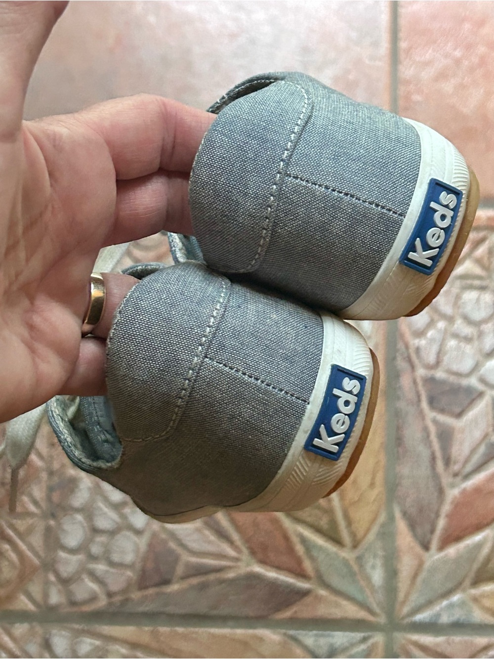 Keds sneakers size 8 - Picture 3 of 9